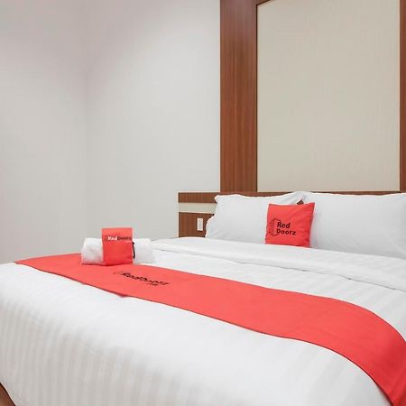Reddoorz Premium @ Setiabudi Medan Sunggal Екстер'єр фото